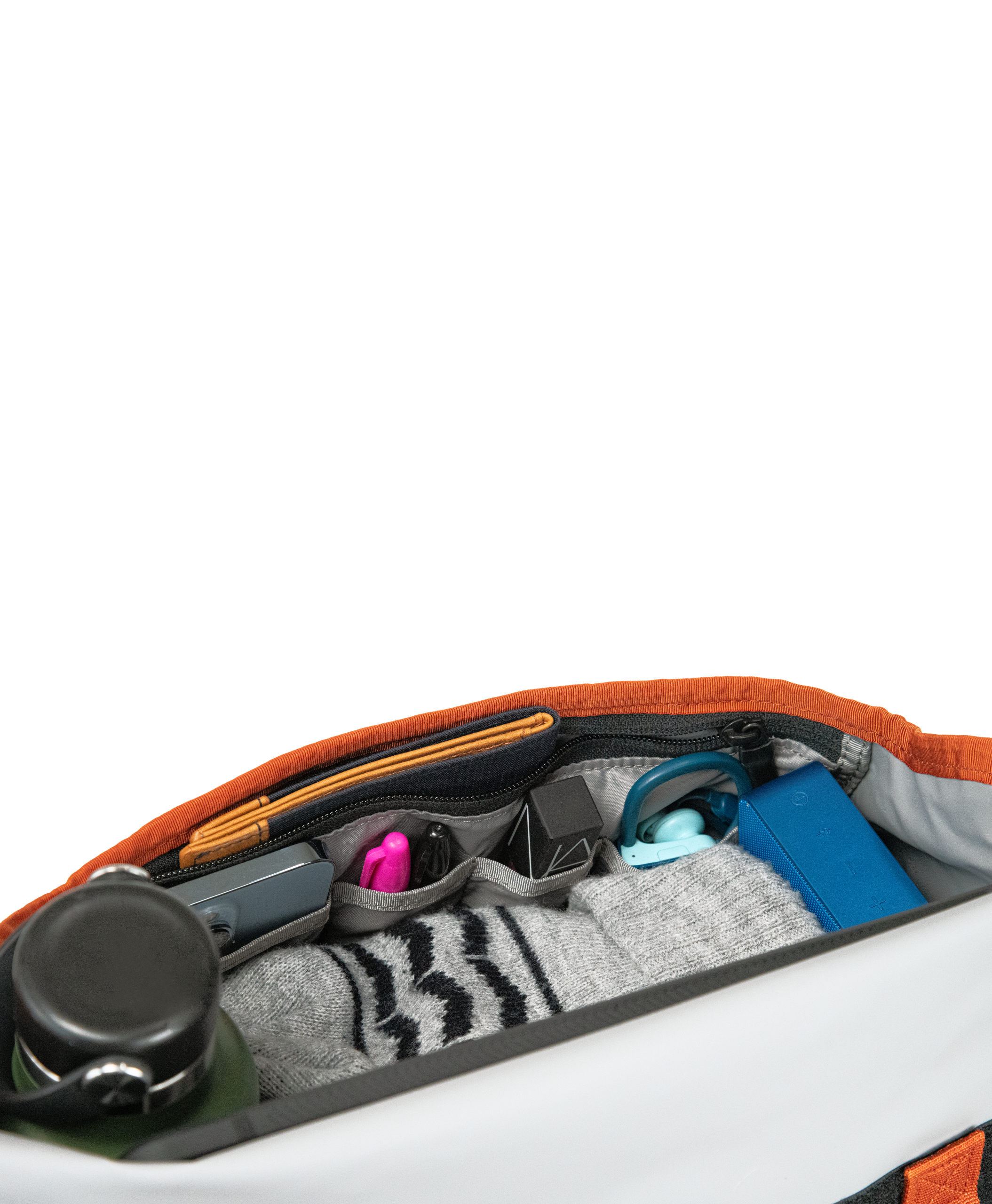 Flight Classic Messenger Bag - Image 6